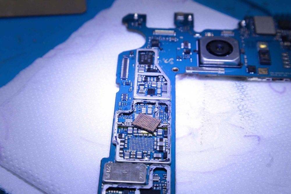 Reparatii placa de baza Samsung S8 S9 S8+ S9+ Plus Note 8 Note 9