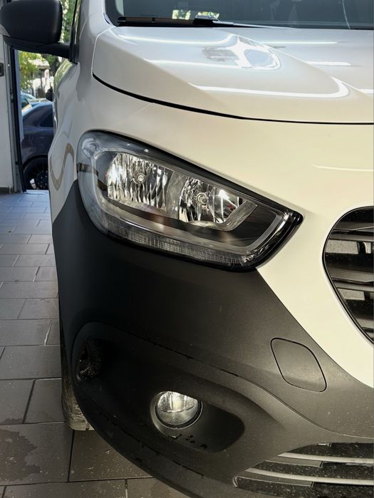 Полиране и пастиране на фарове