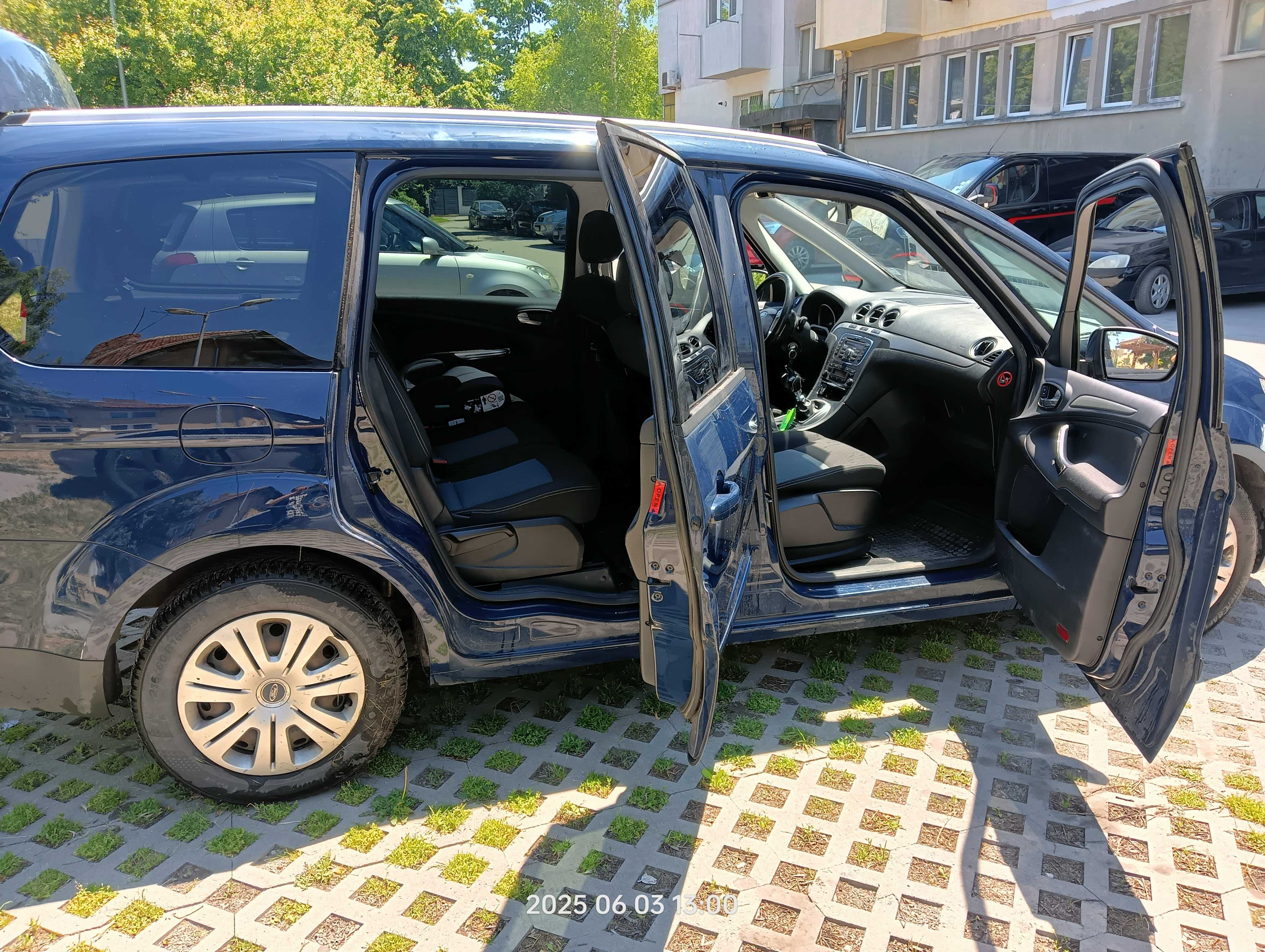 Продавам Форд Галакси 2012 1600куб. 160 к.с.