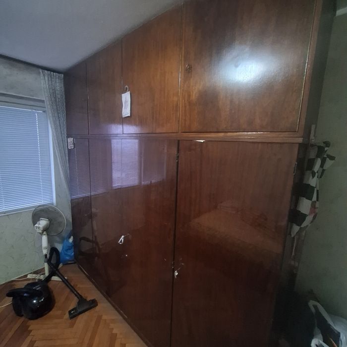 Гардероб четерикрилен