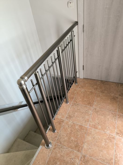 Изработка и монтаж на алуминиева парапети