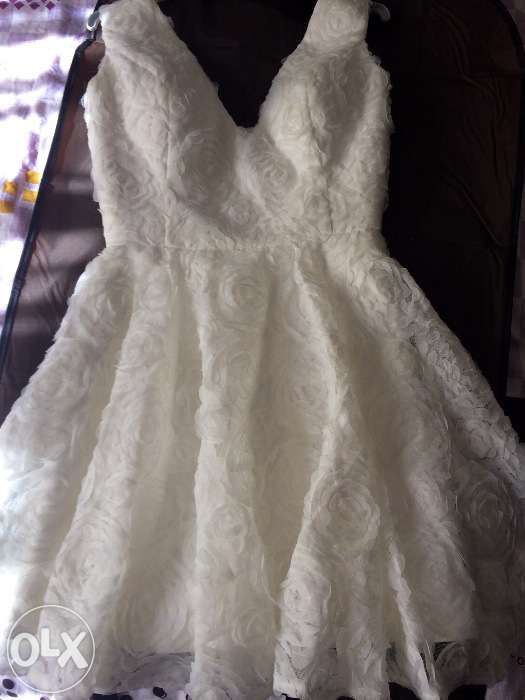 Rochie mireasa scurta