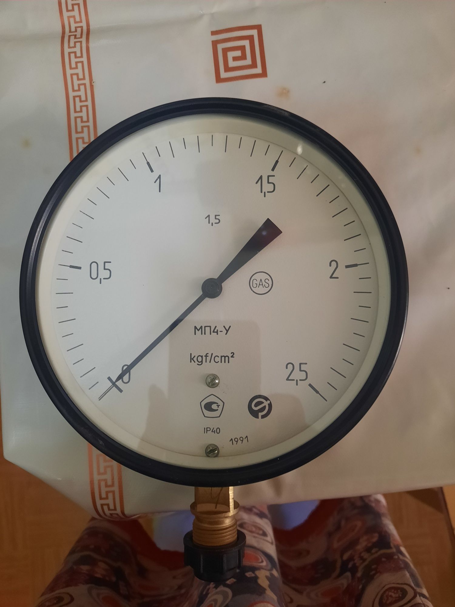 Продаётся манометр