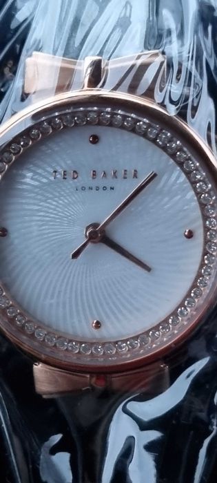 Часовник Ted Baker