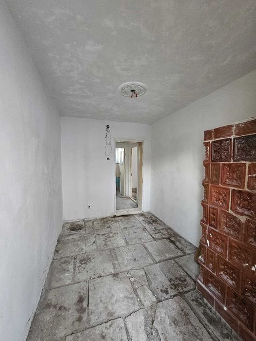 Vând apartament in Darabani, BT, central, 2 camere, etaj 1