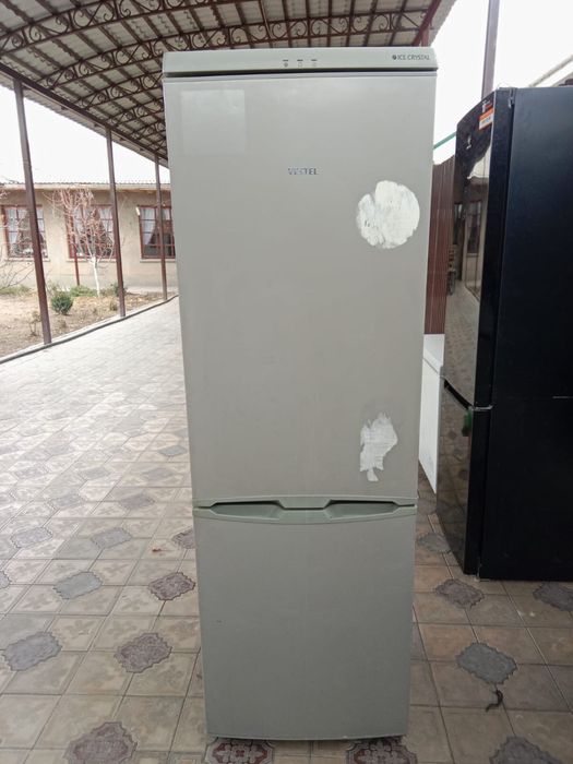 Холодильник продается