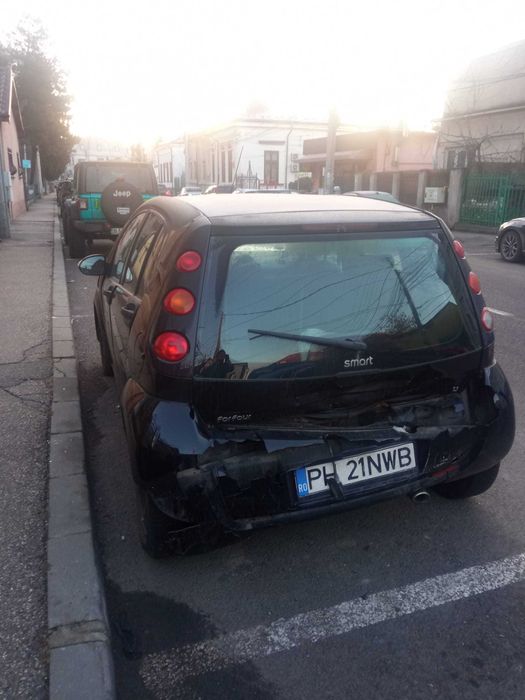 Vand masina Smart fourfour din anul 2004