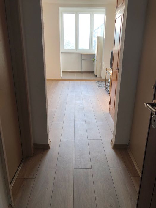 Vând garsoniera 28 mp.