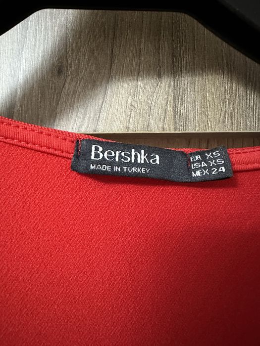 Salopeta scurta femei Bershka