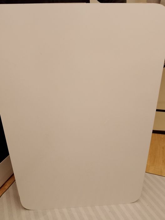 Стол кухонный белый