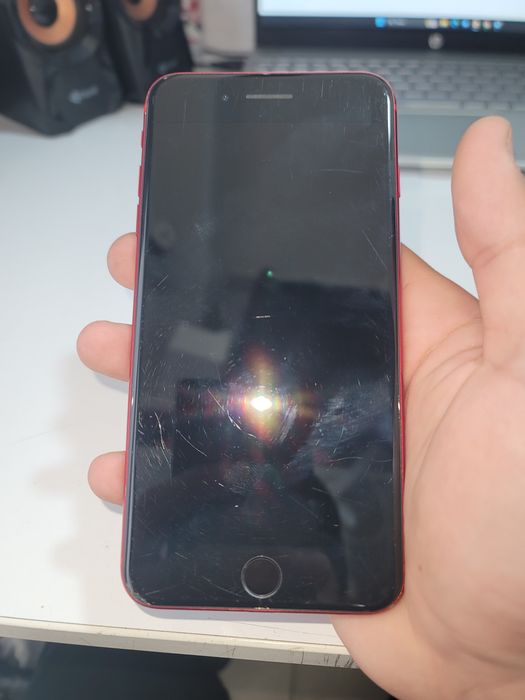 Iphone 8+ 64gb TrueTone bor touch Id ishledi