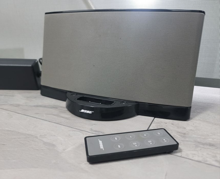 Bose SoundDock Series II Digital Music System