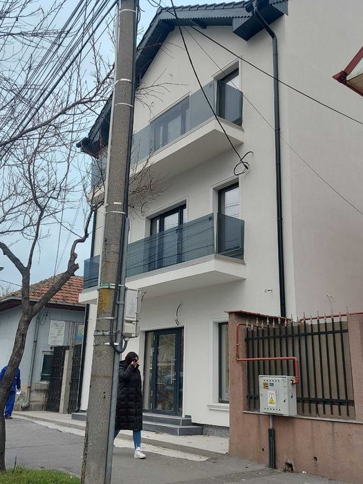 balustrada din inox cu sticla