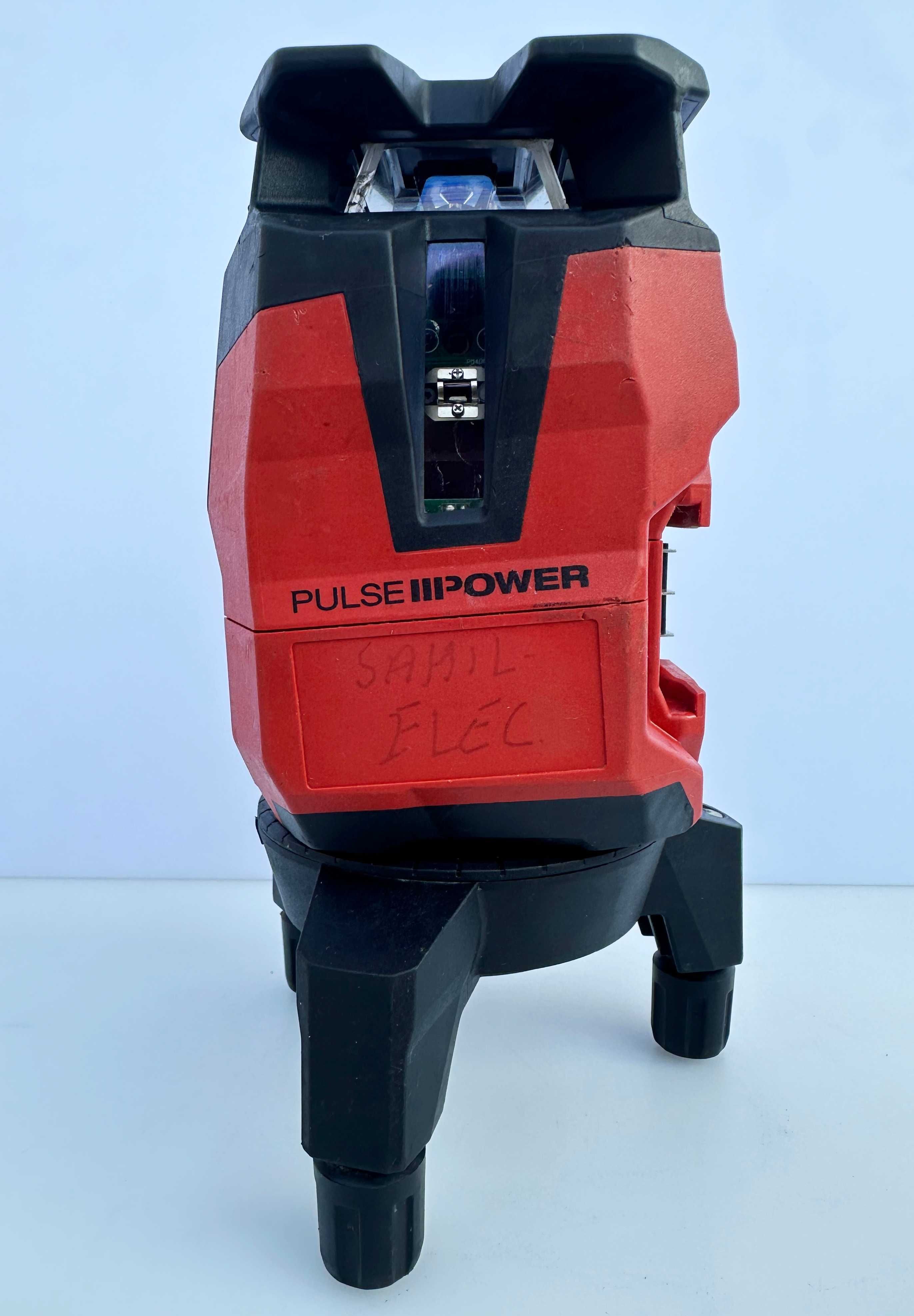 Hilti PM 40-MG - Мултилинеен лазер със зелен лъч комплект