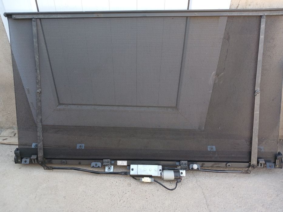 Задние шторки на хюндай грандеур HG