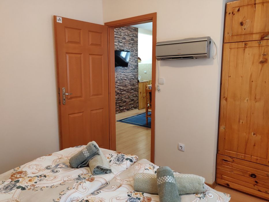 Къща за гости “Sunrise”- Цигов Чарк