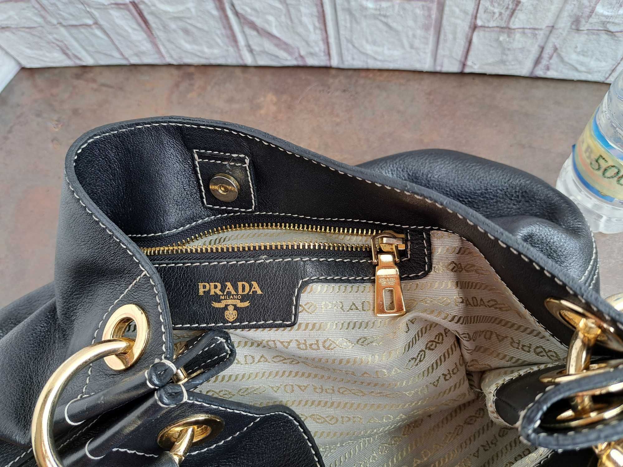 дамска чанта Prada,черна кожена торба-естетсвена кожа
