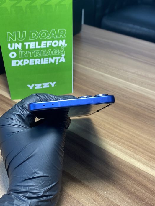 Samsung Galaxy Z Flip7 / Garanție 12 luni / 512 Gb / Ca nou