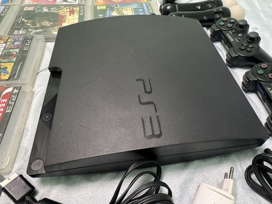 PS3 + 9 jocuri + accesorii | Funcționează perfect
