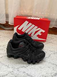 Nike shox full black