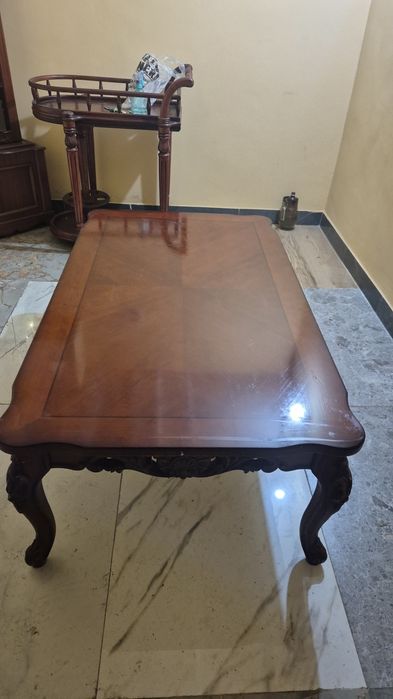 Продам стол журналный подходит, удобен для бизнеса стол широки дубовый