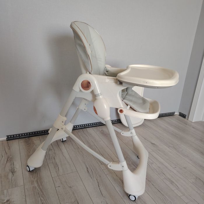 Продаю  детский стульчик в отличном состоянии