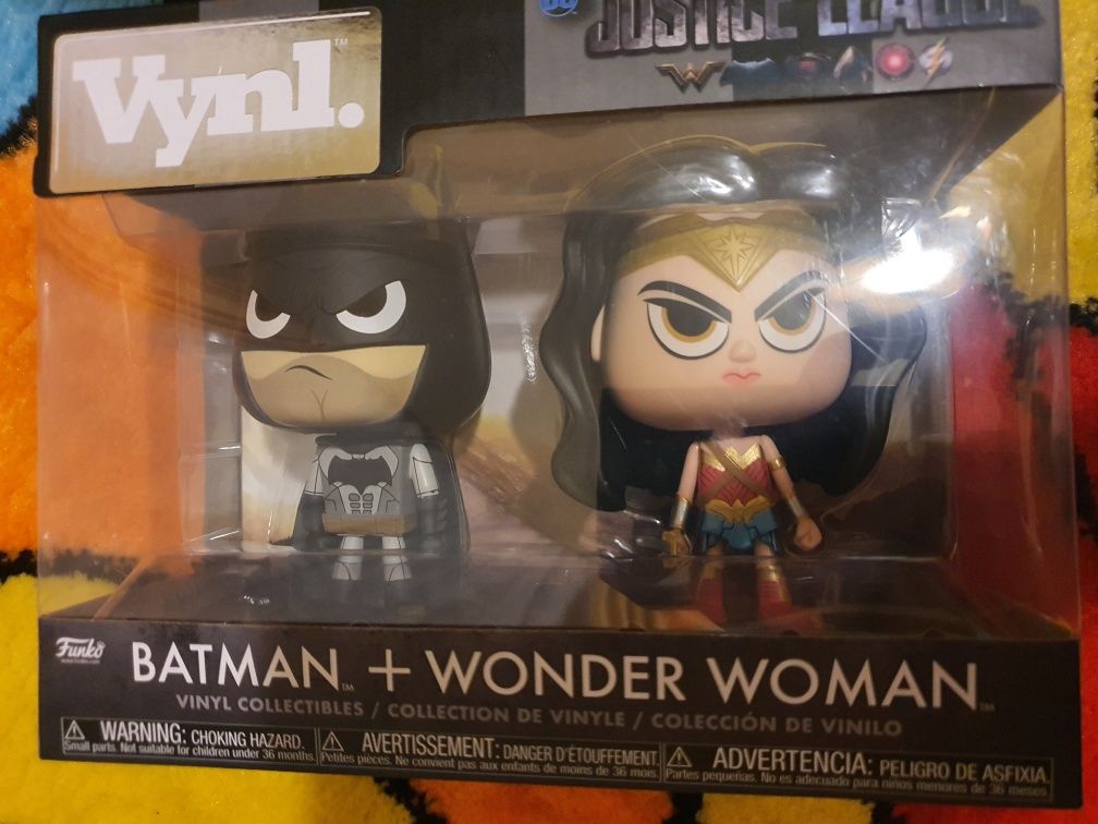 Funko - VYNL 4" pachet de 2: DC: Wonder Woman & Batman Justice League,