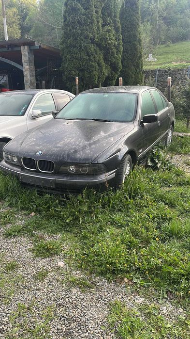 Vand 2 autoturisme BMW520