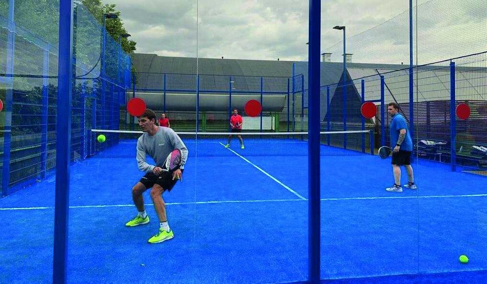 Падел кортове в България – доставка и монтаж „до ключ“