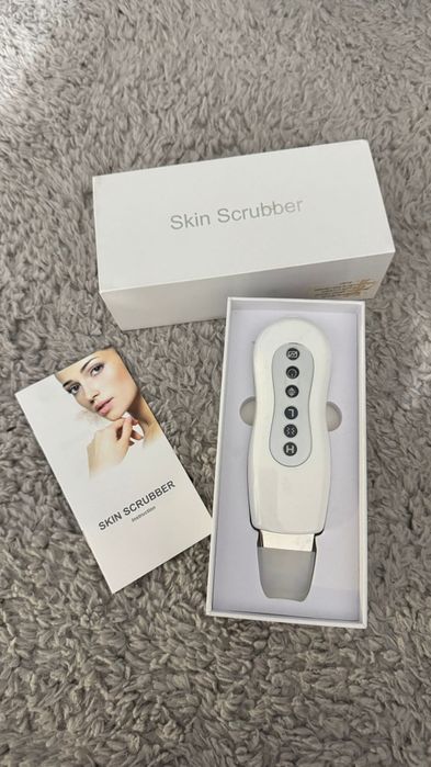 Skin Scrubber – Spatulă Ultrasonică pentru Curățarea Tenului