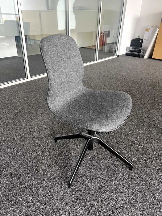 LÅNGFJÄLL въртящ се стол