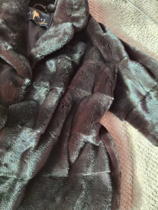 Палто от естествена норка