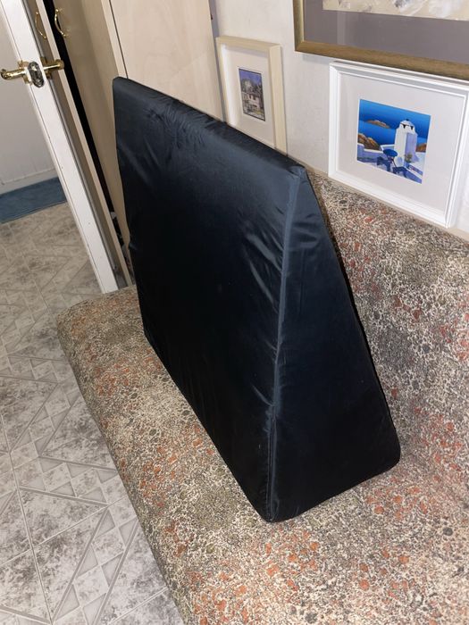 Антирефлуксна наклонена възглавница