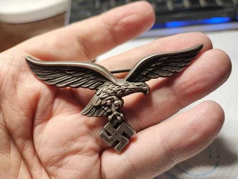 Lot vintage de 8 medalii diferite 5