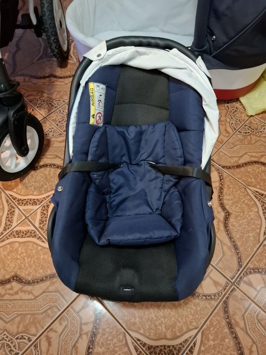 Carucior bebe 3 în 1