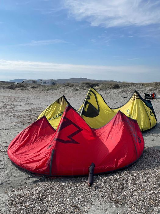 North Reach Kites + Navigator Bar