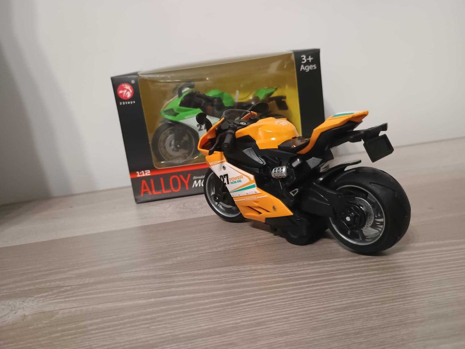 Motocicleta  de jucarie