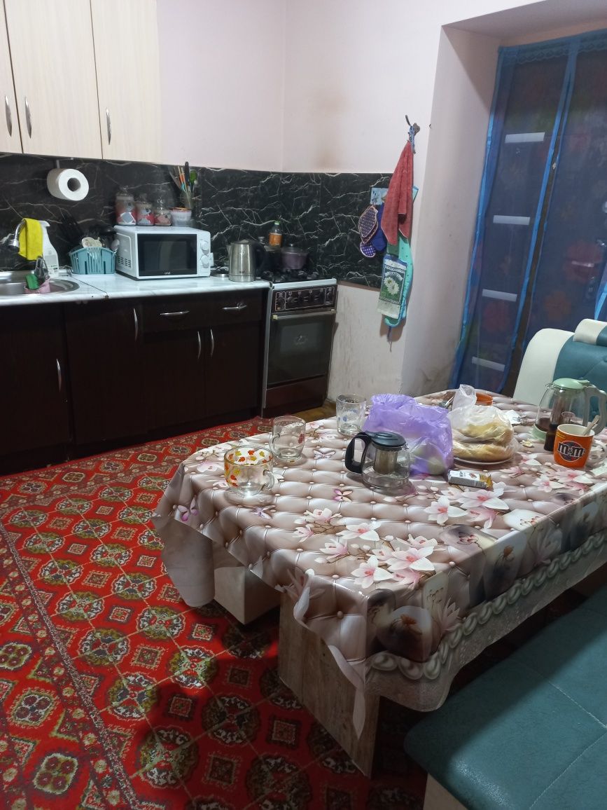 Сдам комнату девочкам.