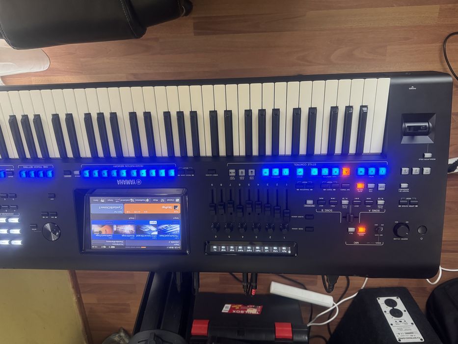 Vand orga Yamaha Genos