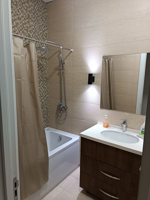 Сдаю в аренду новостройку в Алмазар Сити 2х ком. 69 КВ. М. 2-балкона