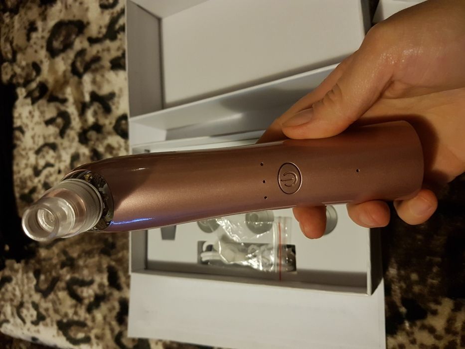 Dispozitiv curatare puncte negre si pori