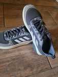 43 adidasi ADIDAS