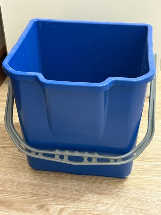 Ведро пластиковое
