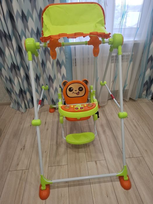 Качели в отличном состоянии