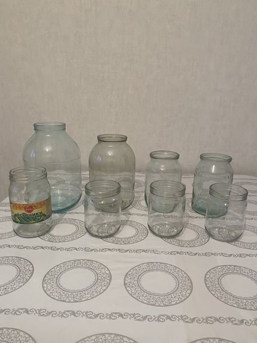 Продам недорого стеклянные банки для соления
