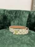 Curea Louis Vuitton