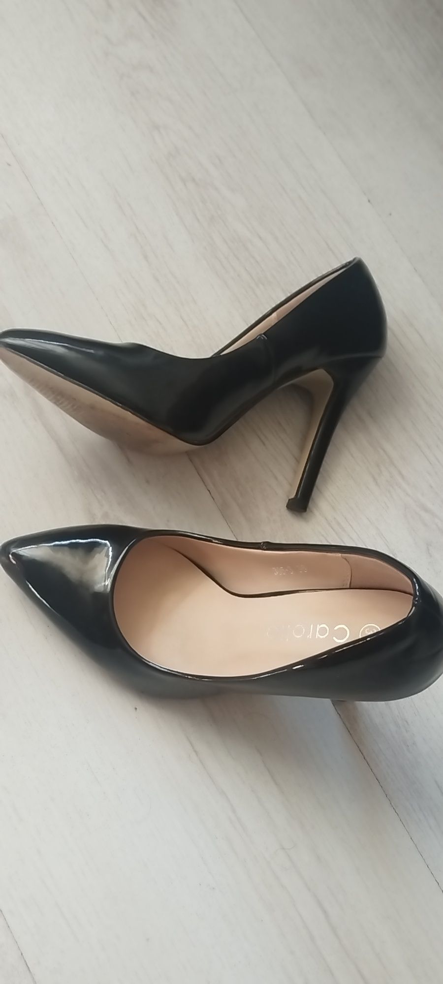 Pantofi cu toc 36