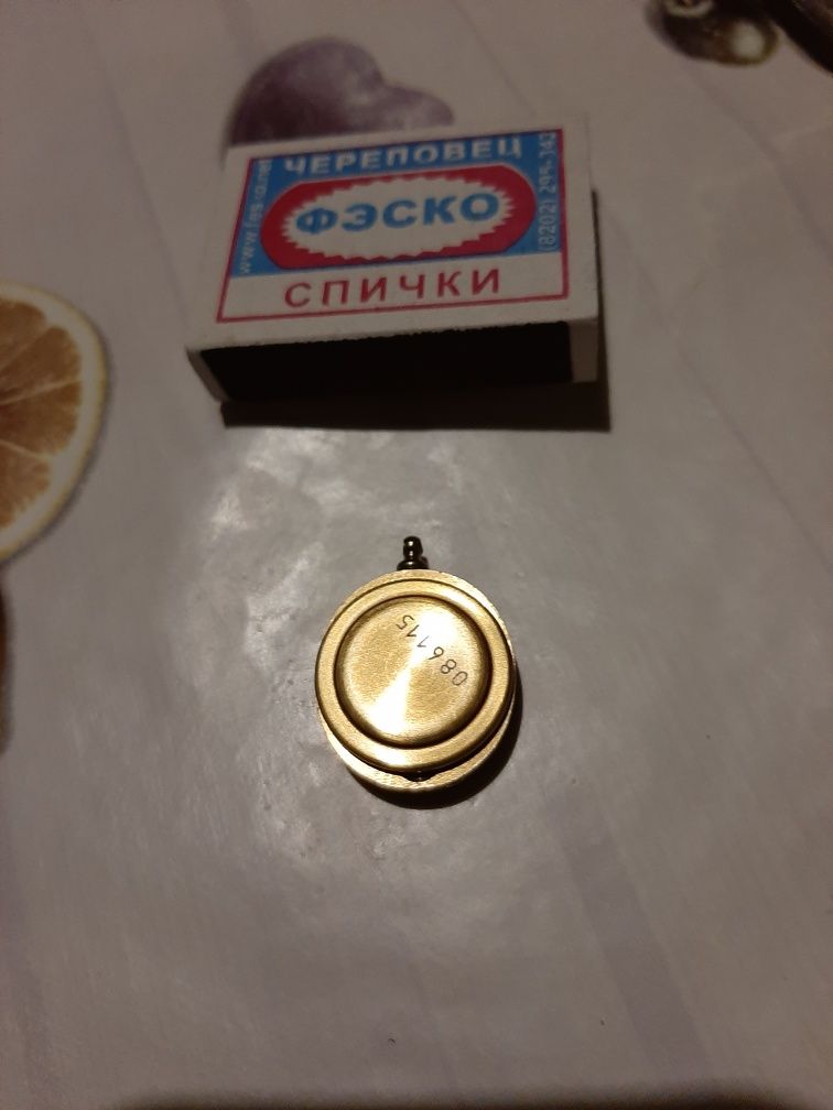 Часы-кулон "Электроника 62"Производство СССР Цена-15 000тн.