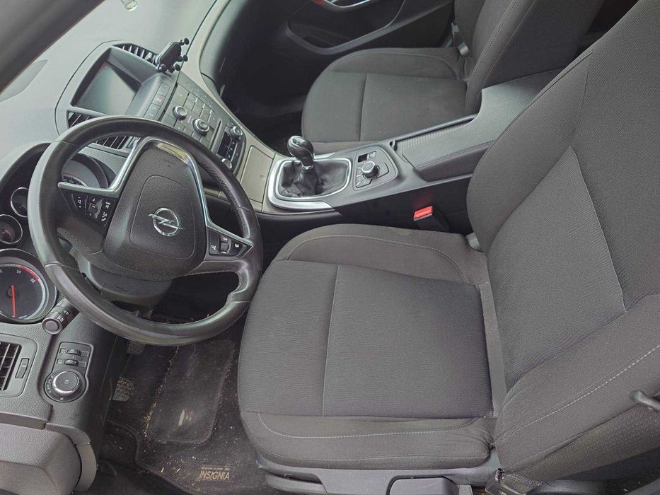 Opel Insignia 2009  ..motorul a fiert lichidul de răcire!!!