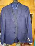 Costum Renzo Martinelli nou cu eticheta